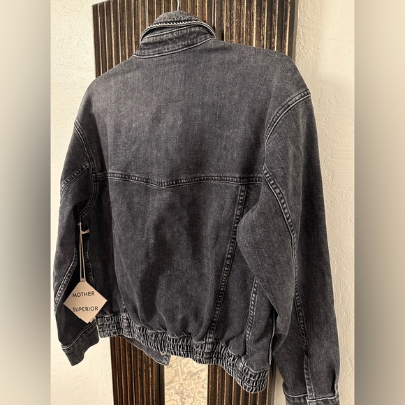 MOTHER The Springy patch denim jacket in Midnights with Molly color - Picture 10 of 13